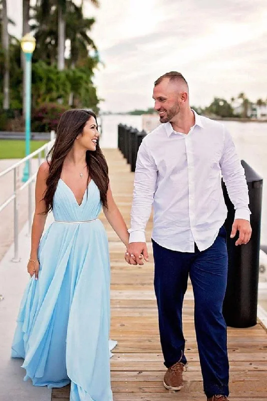 Thigh Split Sky Blue Rustic Wedding Dresses Beach Wedding Gown with Court Train W1016 Lace Wedding Gown