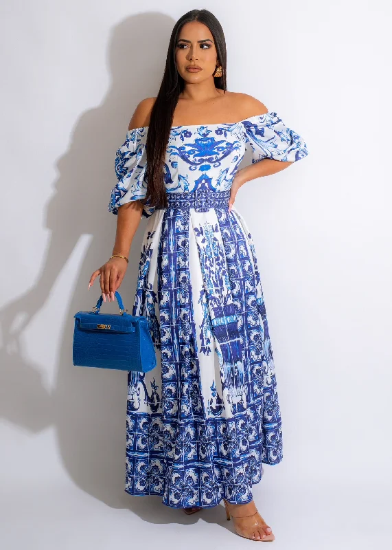 Work Of Art Maxi Dress Blue Glamorous maxi dresses