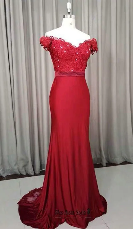 Fitted Off Shoulder Sleeve Deep Red Prom Dress Tiered unclassified dresses