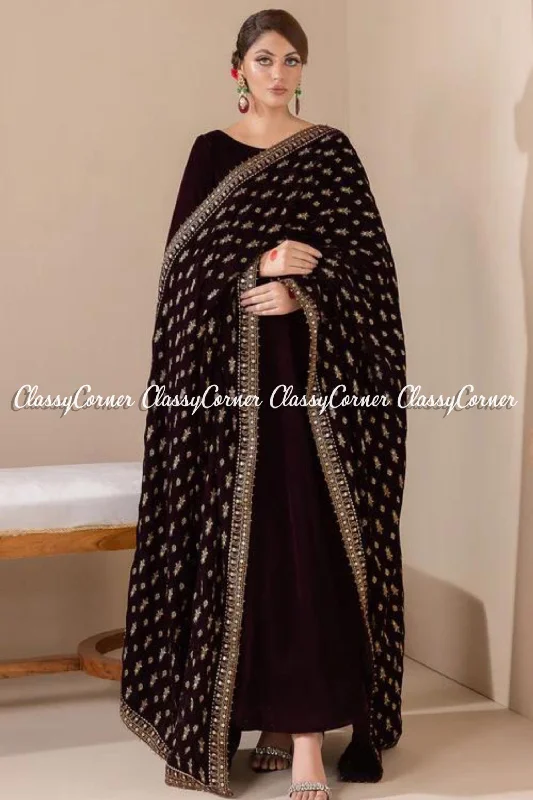 Gorgeous Maroon Golden Velvet Embroidered Shawl Silk unclassified dresses