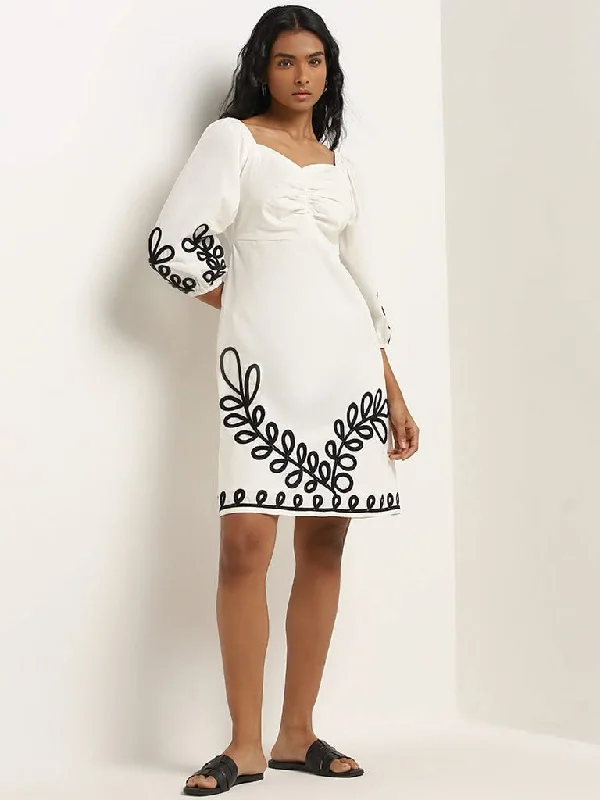 LOV Off-White Ruched Empire Dress Ruffled unclassified dresses