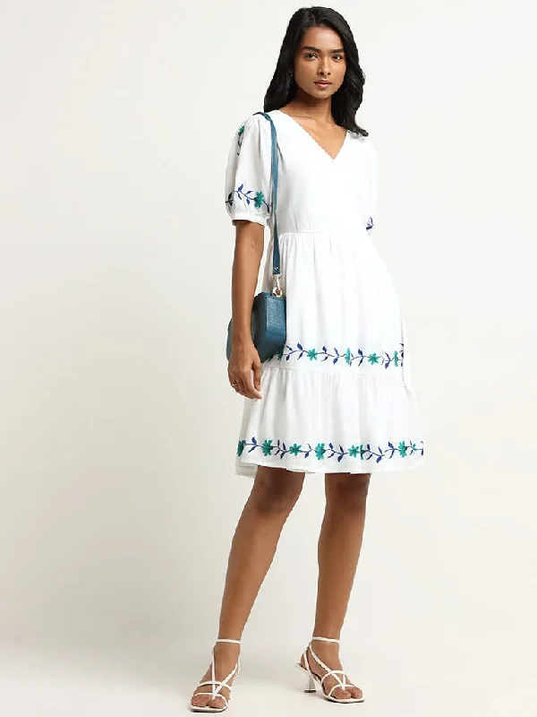 LOV White Embroidered Tiered Dress Best-selling unclassified dresses