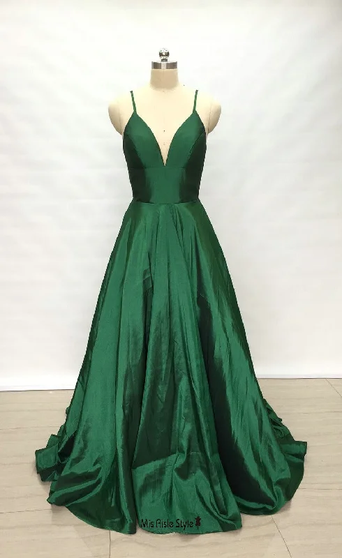 Simple Spaghetti Straps Green Prom Dress Winter unclassified dresses