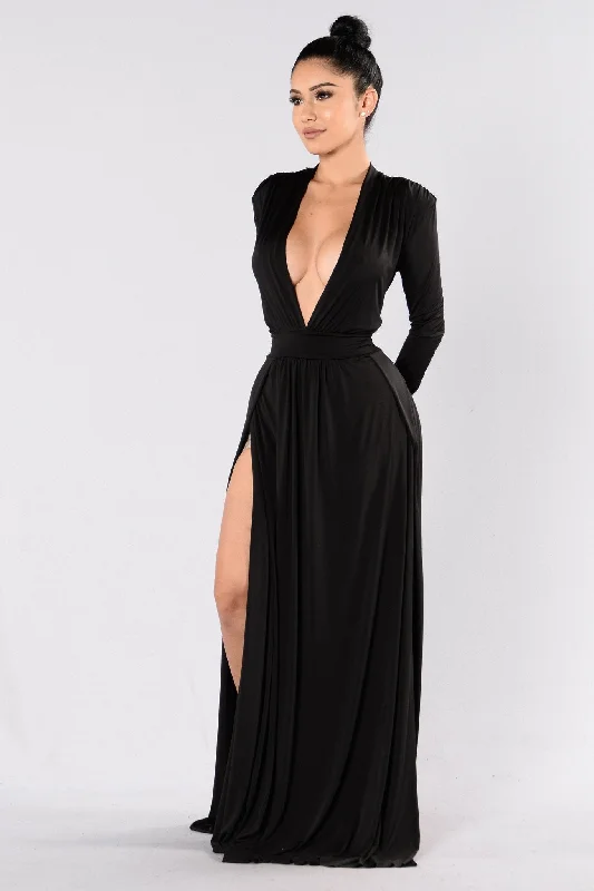 Spree Dress - Black High-end unclassified dresses