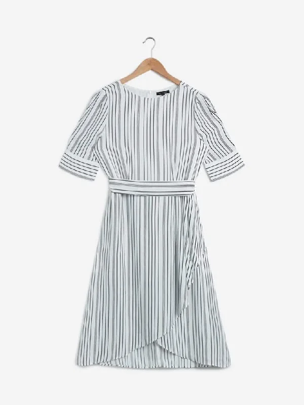 Wardrobe White Striped Dress with Belt Date night unclassified dresses