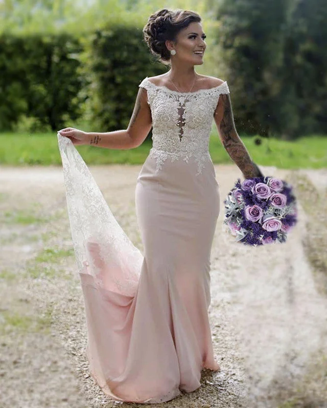 High Neck Mermaid Bridesmaid Dresses Lace Train Vintage Lace Gown