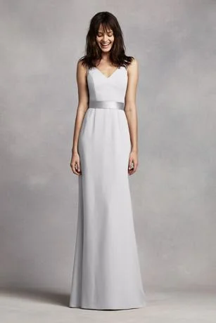 Vera Wang White Long V Neck Crepe Gown with Open Back Sleek Maxi Skirt